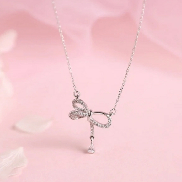 NEW 925 STERLING SILVER PLATED BOW NECKLACE - Picture 1 of 5